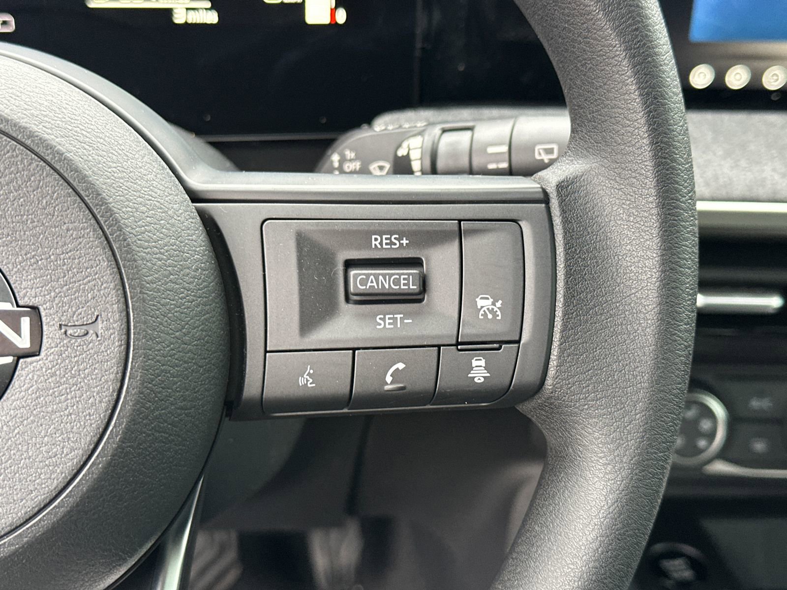 New 2026 Nissan Kicks S image 26