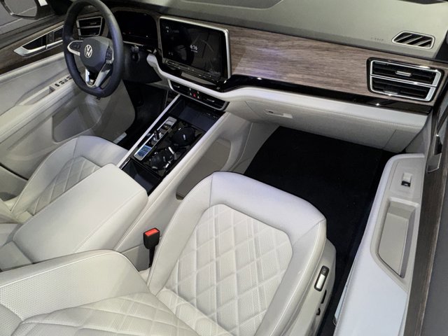 New 2026 Volkswagen Atlas SEL Premium R-Line image 11