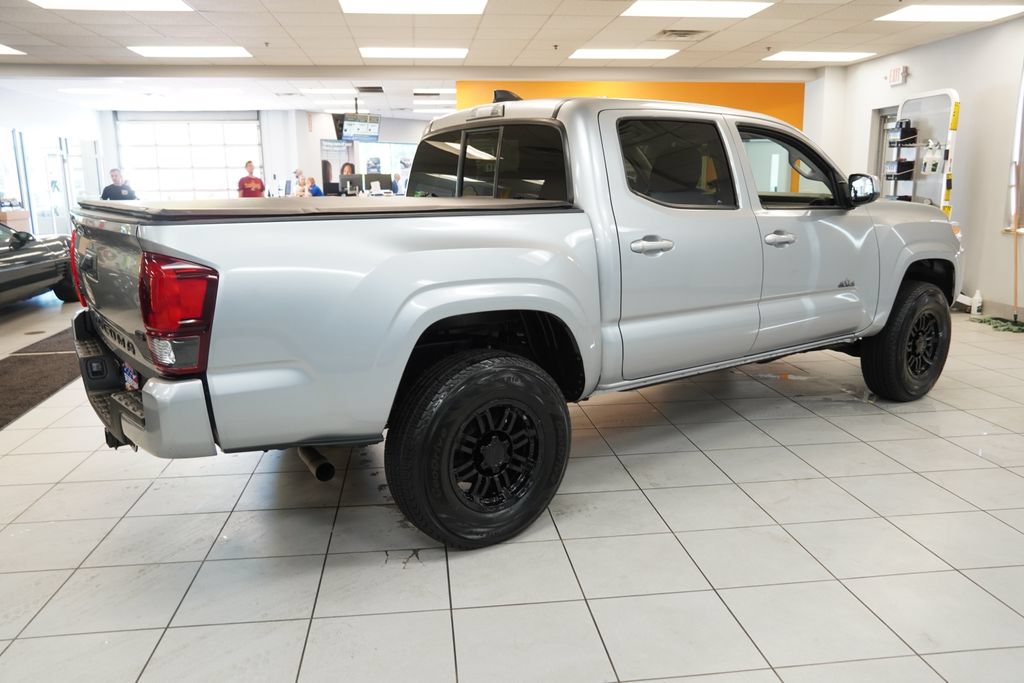 Used 2023 Toyota Tacoma SR AWD/4WD image 11