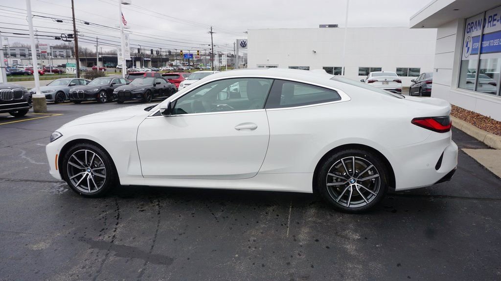 Used 2024 BMW 430i xDrive Coupe w/ Premium Package image 6