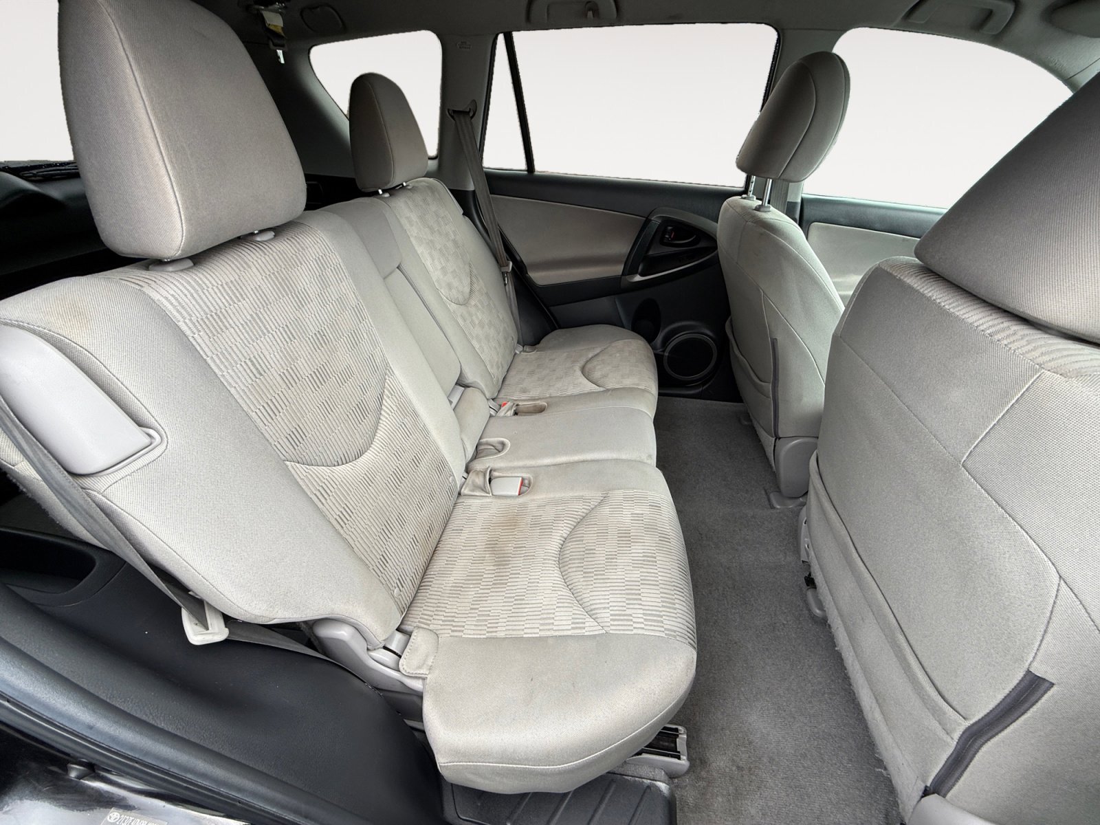 Used 2011 Toyota RAV4 2WD w/ Base L4 Extra Value Pkg image 18
