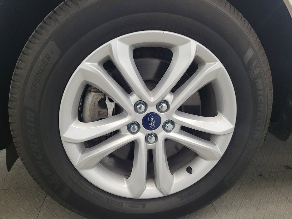 Used 2019 Ford Edge SEL w/ Equipment Group 201A AWD/4WD image 31