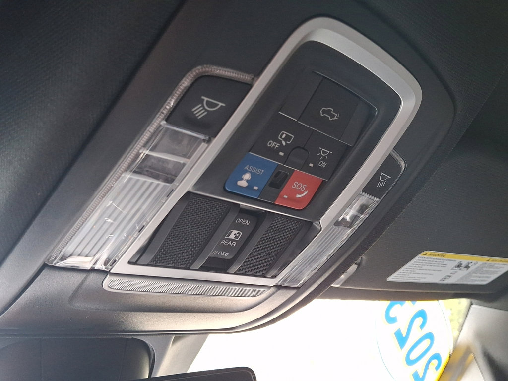Used 2023 RAM 1500 Laramie image 30