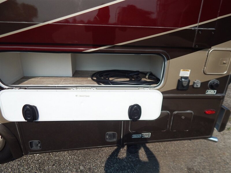 Used 2017 Mercedes-Benz Sprinter 3500 image 12