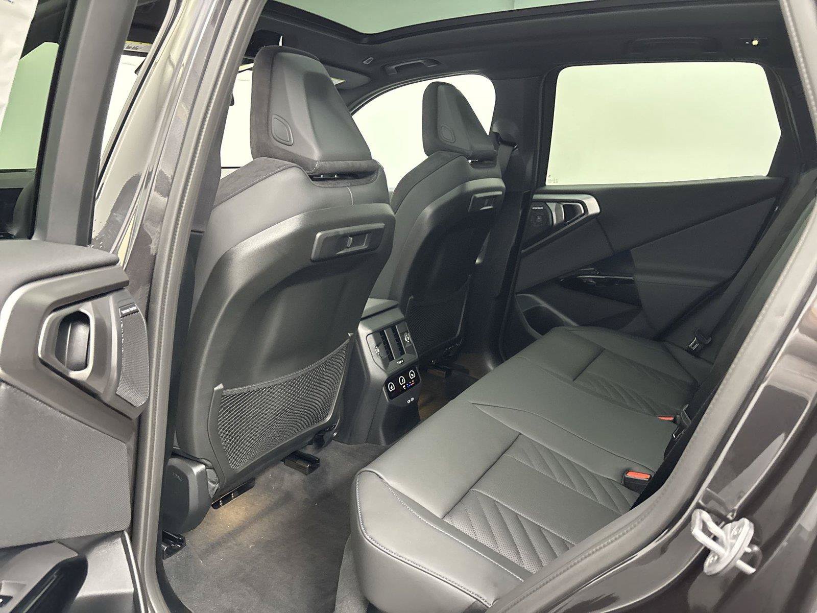 New 2026 BMW X3 xDrive30i w/ Premium Package AWD/4WD image 29