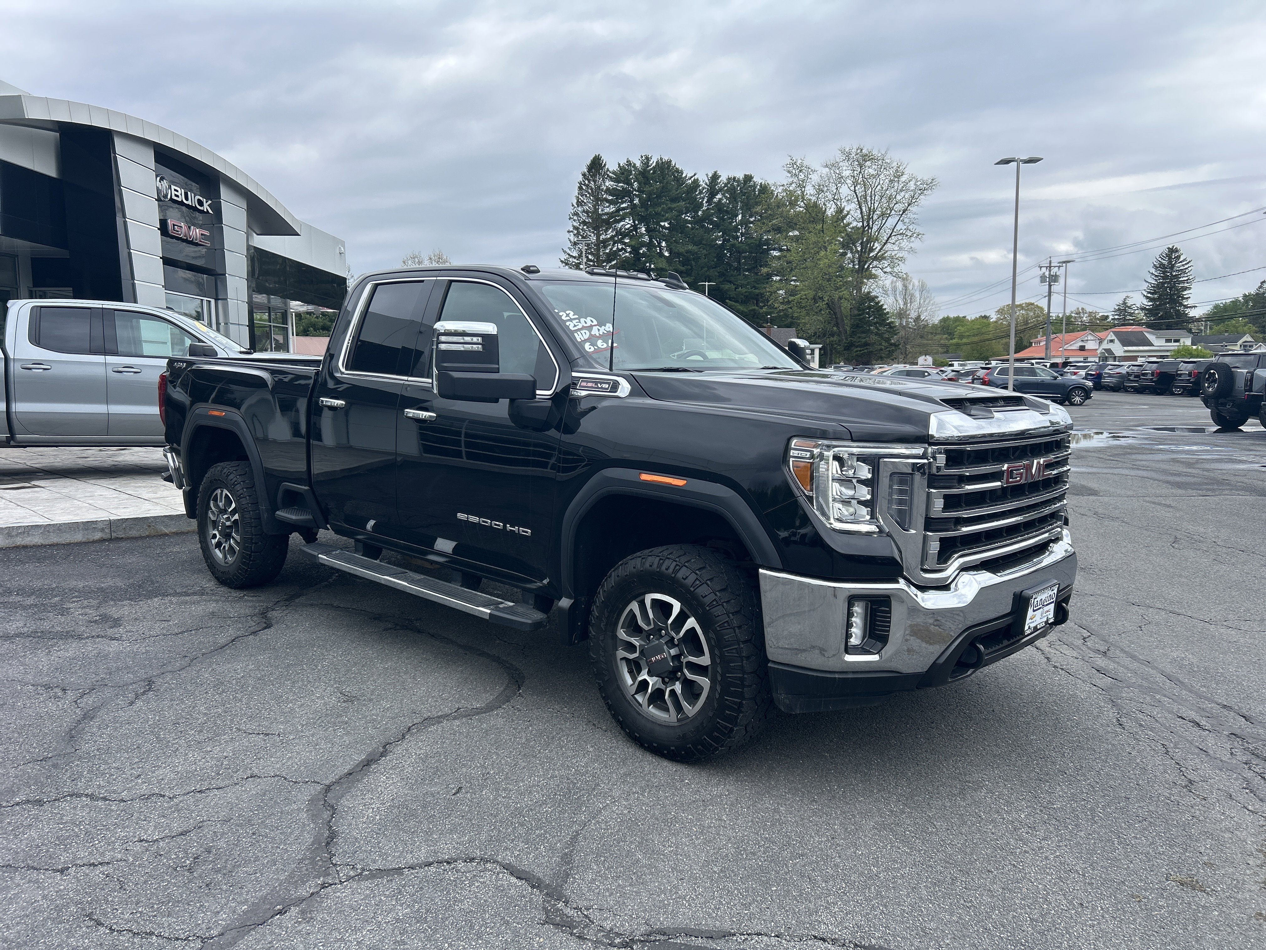 Used 2022 GMC Sierra 2500 SLT w/ SLT Convenience Package AWD/4WD image 22