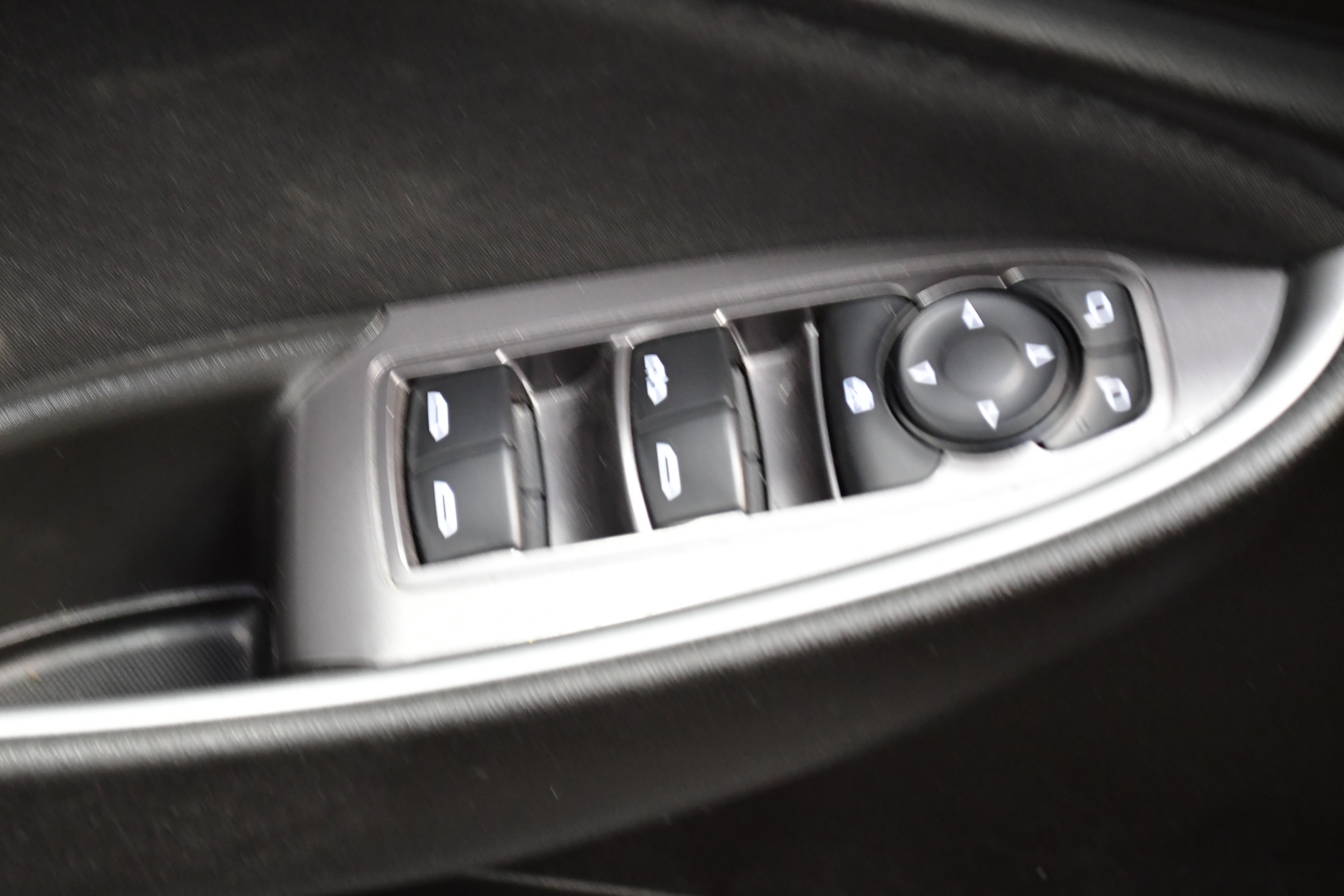 Used 2024 Chevrolet Malibu LT image 15