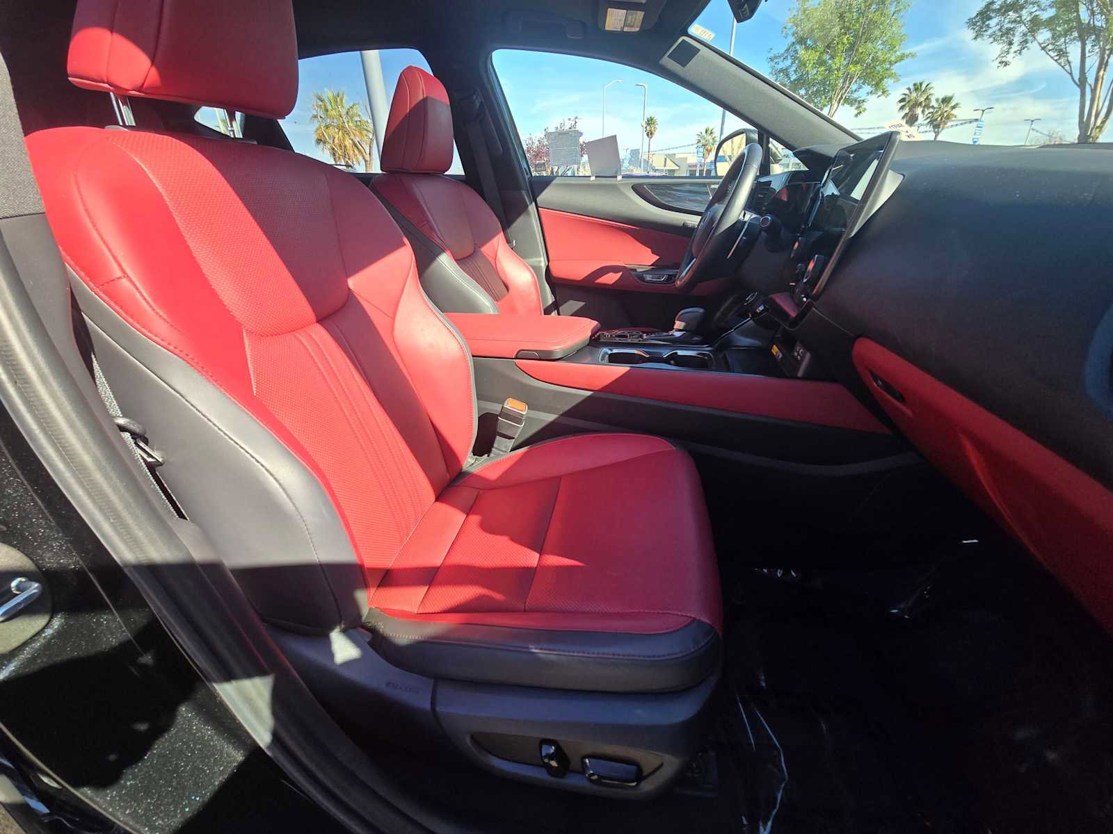 Used 2024 Lexus NX 350h AWD w/ Vision Package image 11