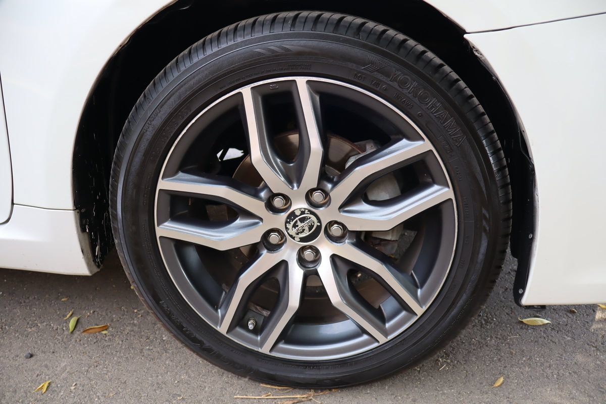 Used 2015 Scion tC FWD image 39