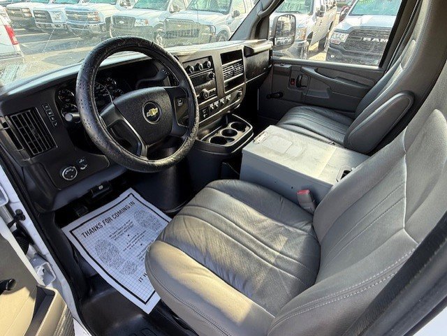 Used 2013 Chevrolet Express 2500 image 16