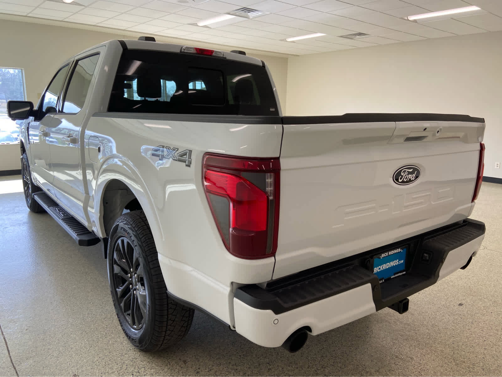 New 2026 Ford F150 XLT w/ Equipment Group 302A MID image 8