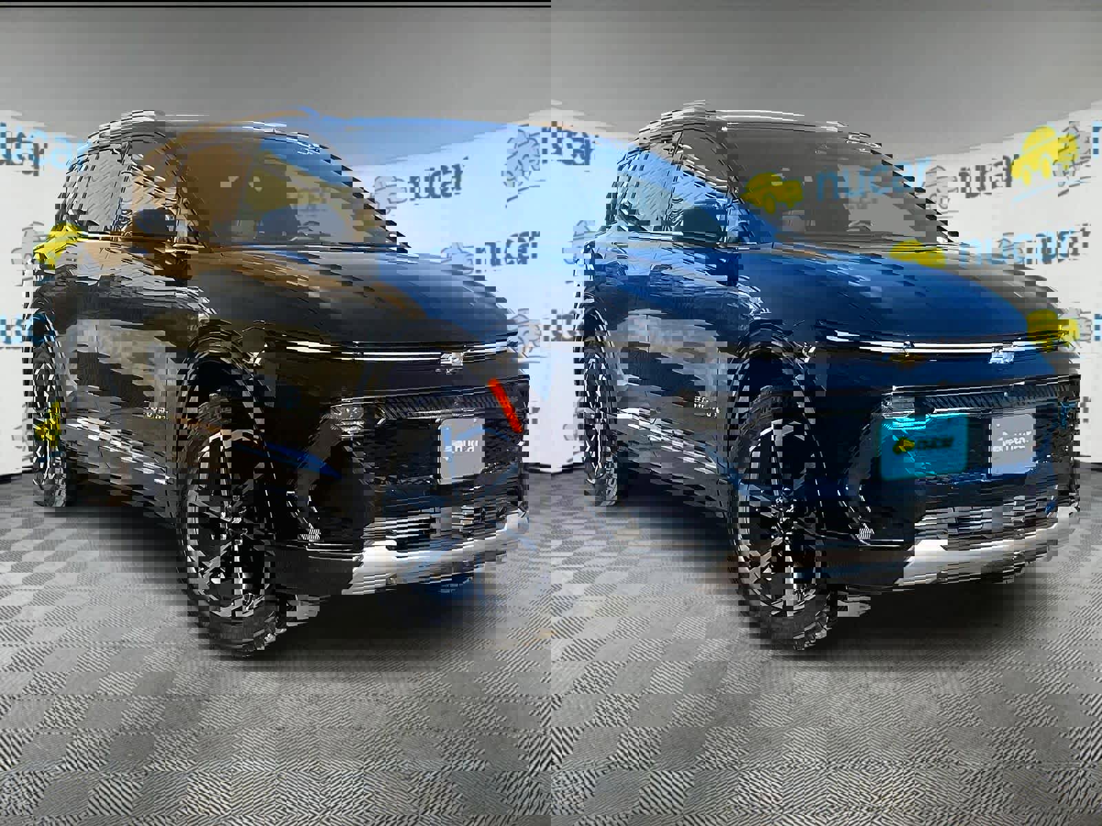 Used 2025 Chevrolet Equinox EV LT w/ Convenience Package image 1