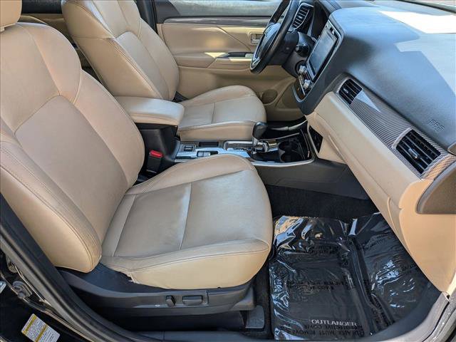 Used 2020 Mitsubishi Outlander SE FWD image 21
