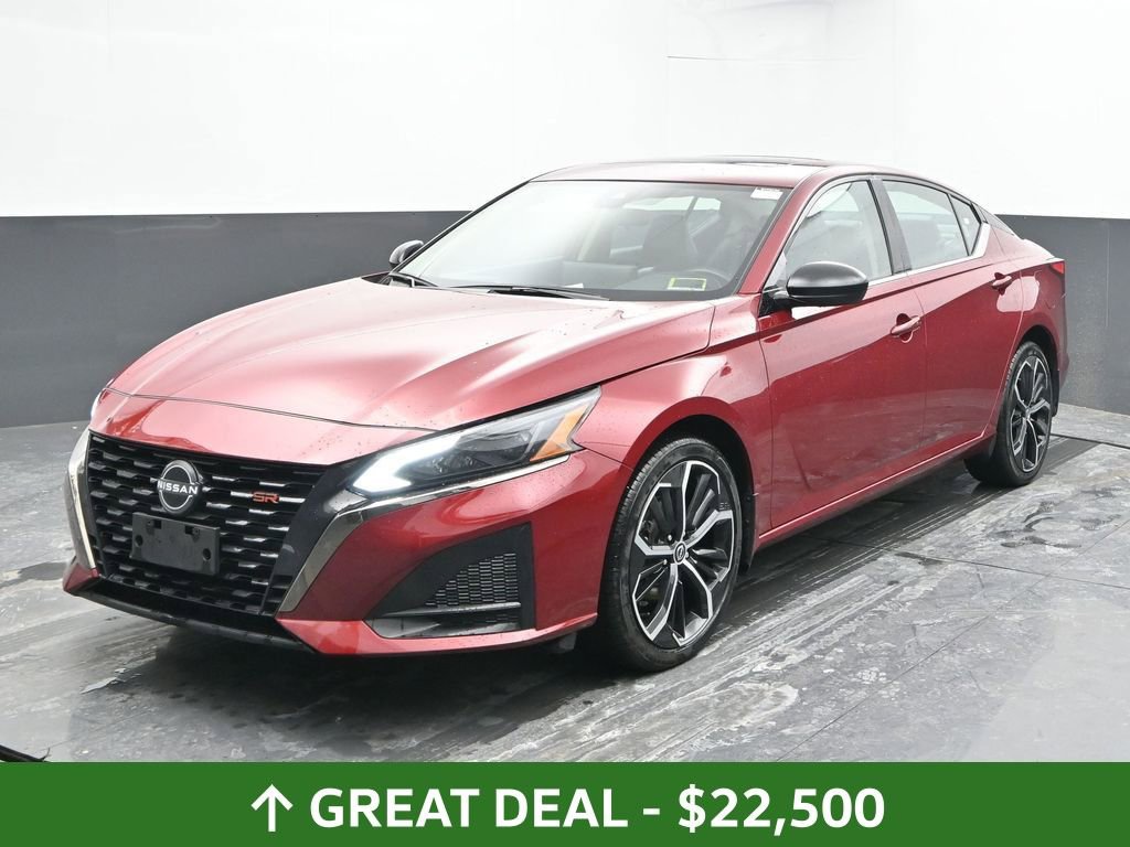Used 2024 Nissan Altima 2.5 SR w/ SR Premium Package image 7