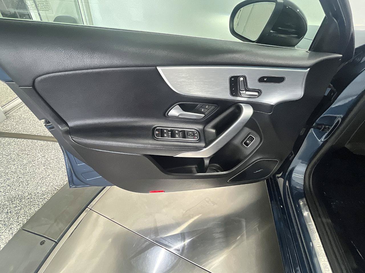 Used 2019 Mercedes-Benz A 220 w/ Premium Package image 11