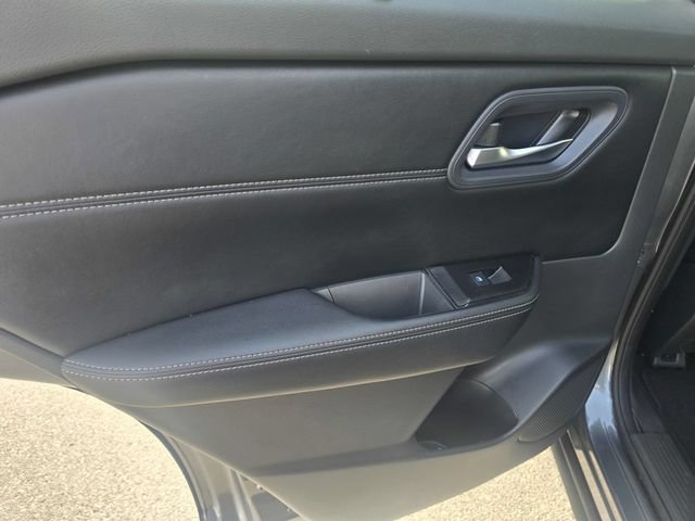 Used 2024 Nissan Rogue SV w/ SV Premium Package FWD image 13