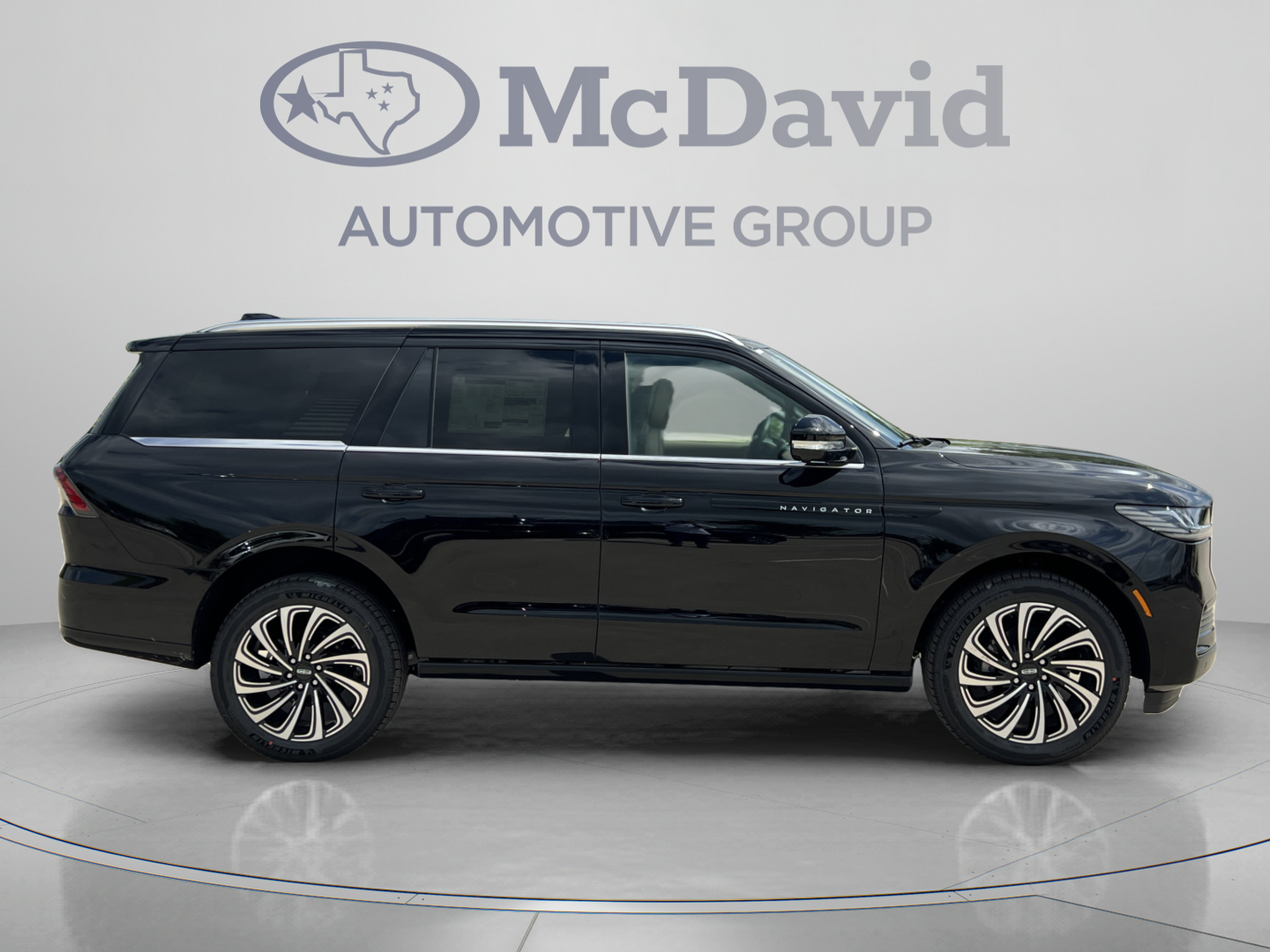 New 2026 Lincoln Navigator Black Label AWD/4WD image 8