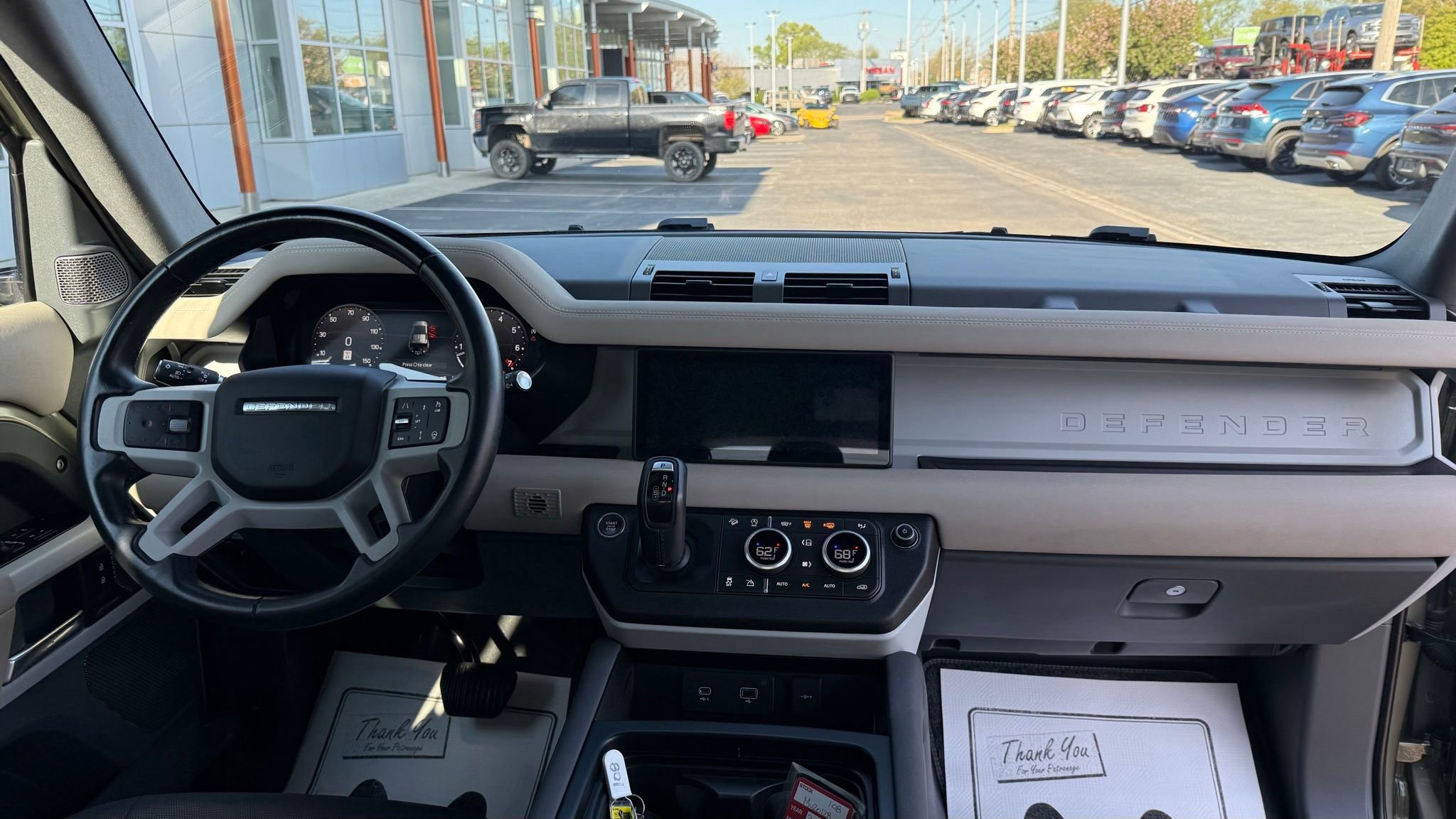 Used 2023 Land Rover Defender 110 X-Dynamic SE image 30