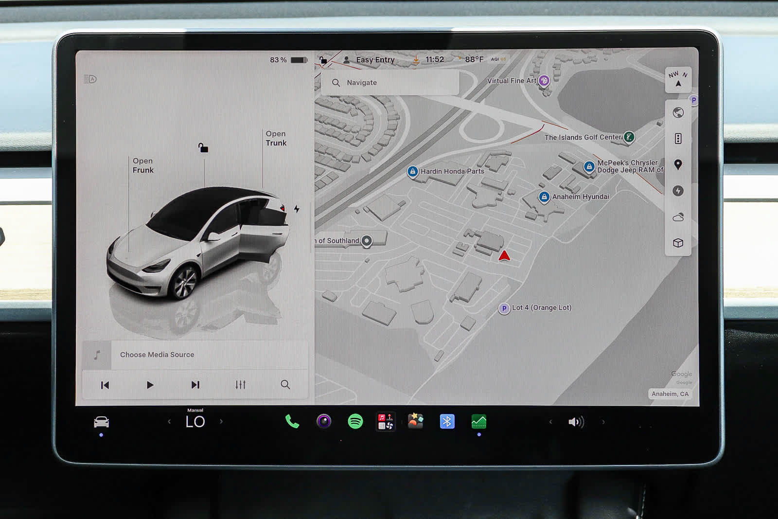 Used 2022 Tesla Model Y Long Range AWD/4WD image 18