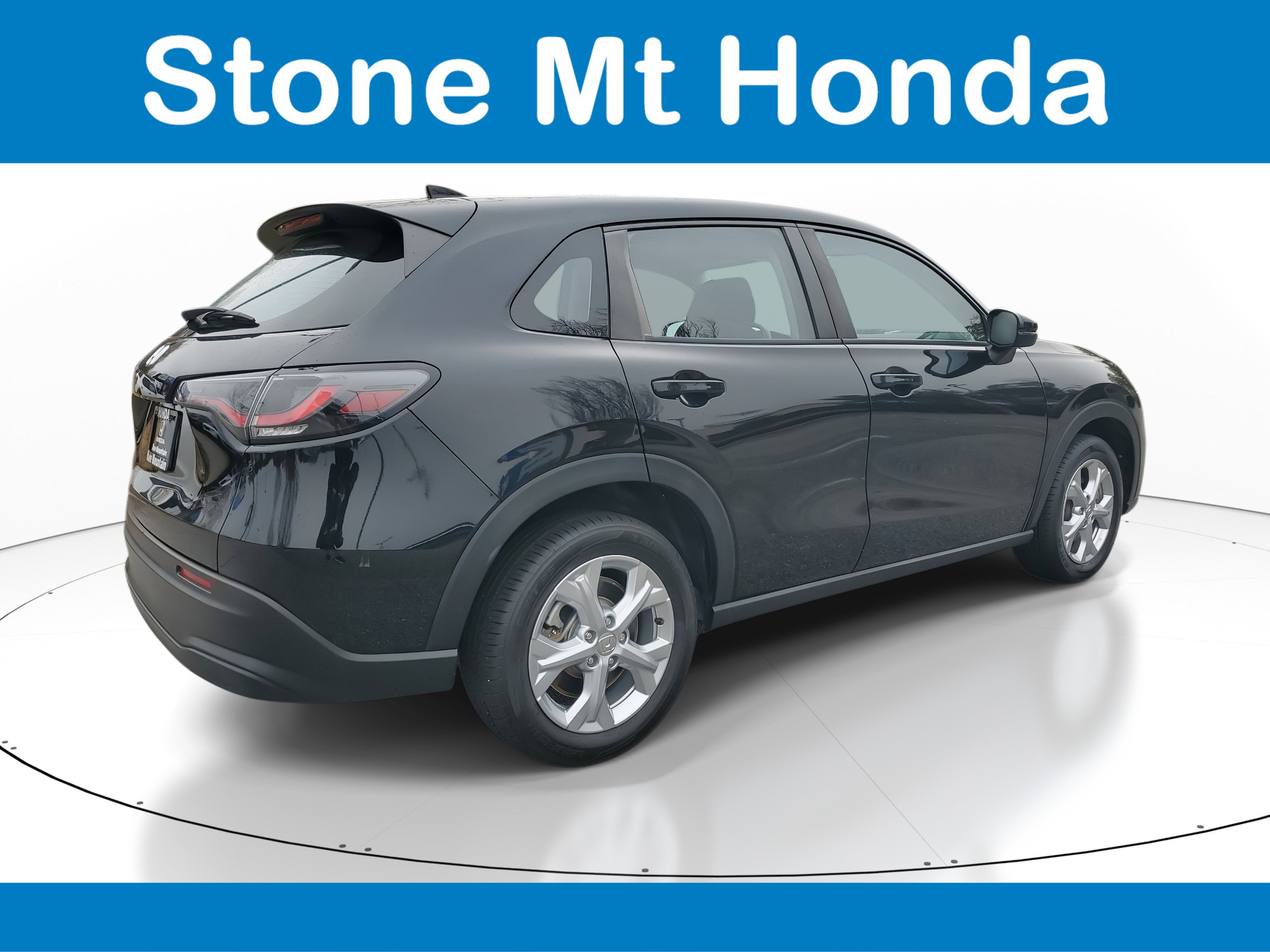 Used 2023 Honda HR-V LX image 6