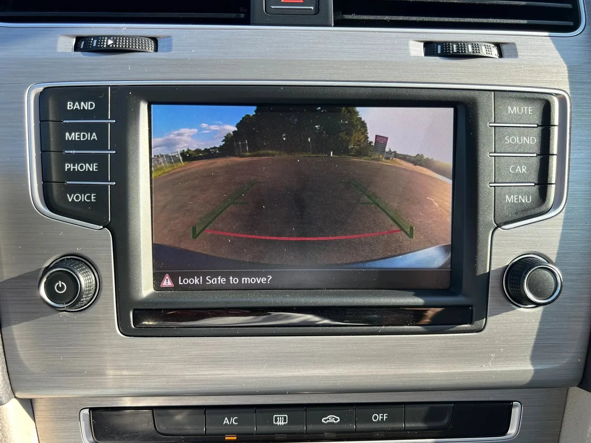 Used 2016 Volkswagen Golf Limited Edition FWD image 26