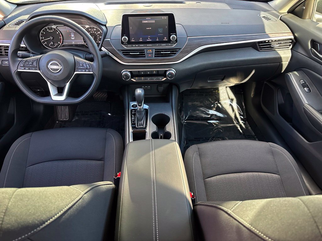 New 2026 Nissan Altima 2.5 SV FWD image 11