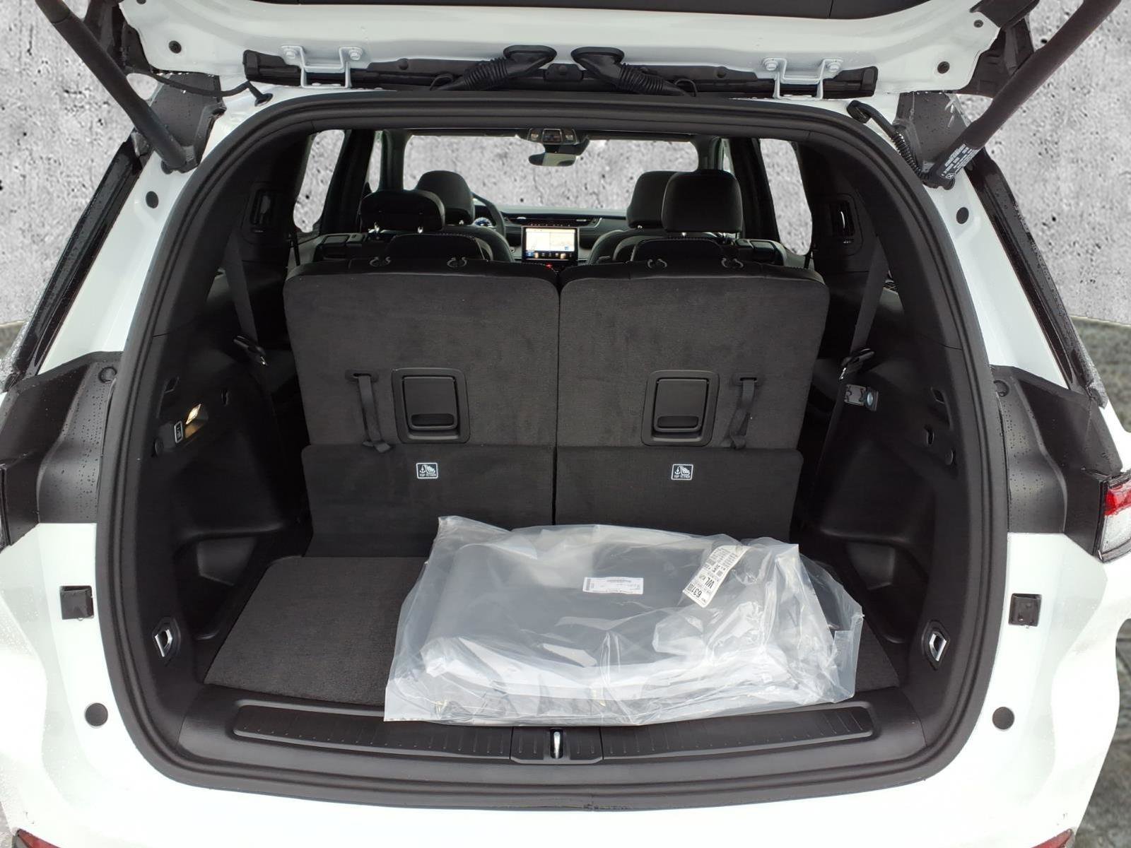 New 2025 Jeep Grand Cherokee L Limited image 26