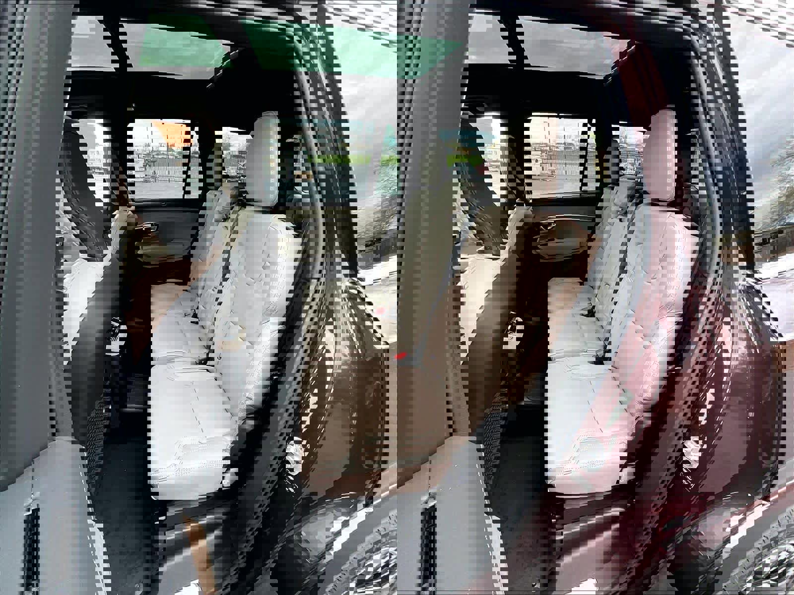 New 2026 Volvo XC90 T8 Ultra w/ Protection Package Premier image 12