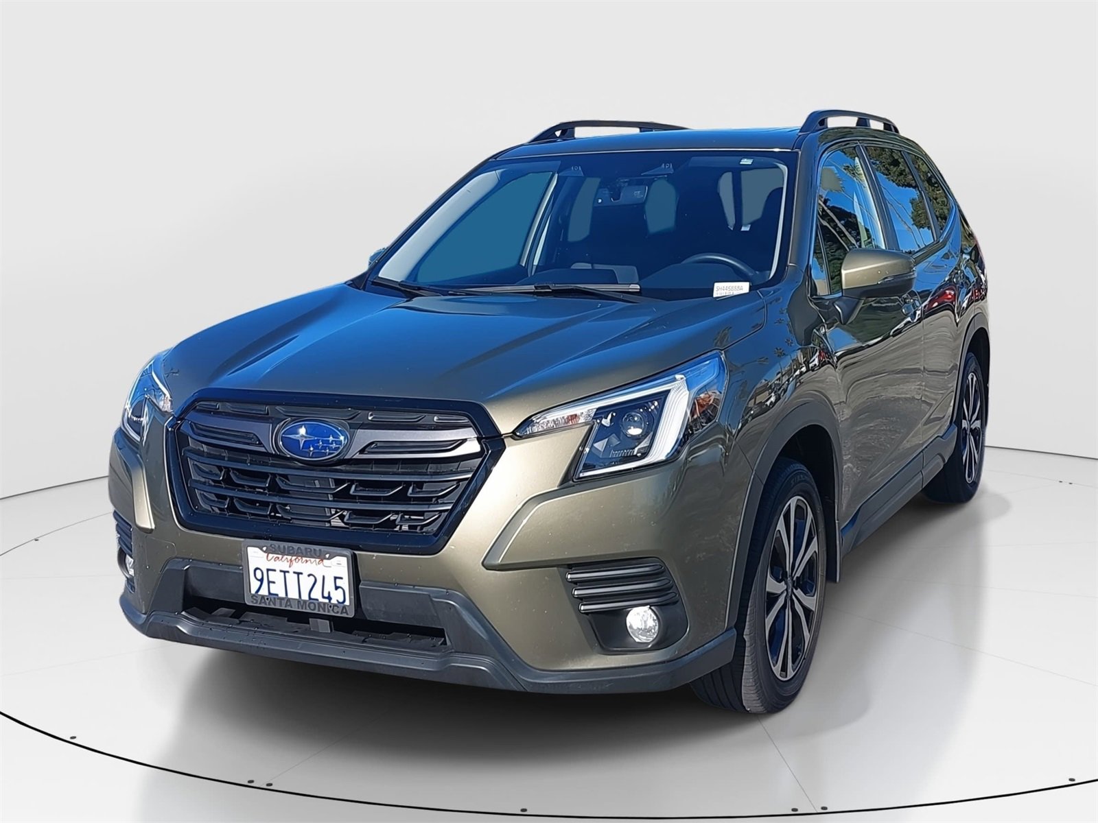 Certified 2023 Subaru Forester Limited image 3