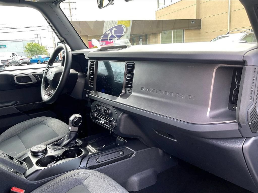 Used 2025 Ford Bronco Big Bend AWD/4WD image 14