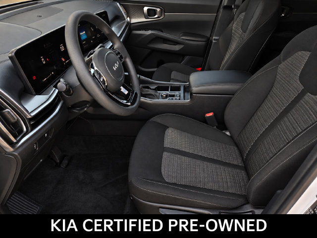 Certified 2025 Kia Sorento LX FWD image 19