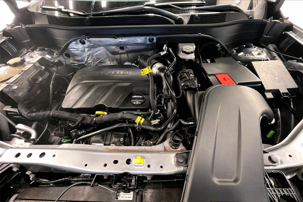 Used 2024 Chevrolet Trax RS image 9