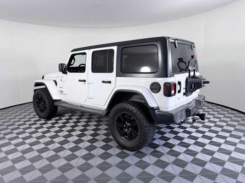 Used 2018 Jeep Wrangler Unlimited Sahara image 5