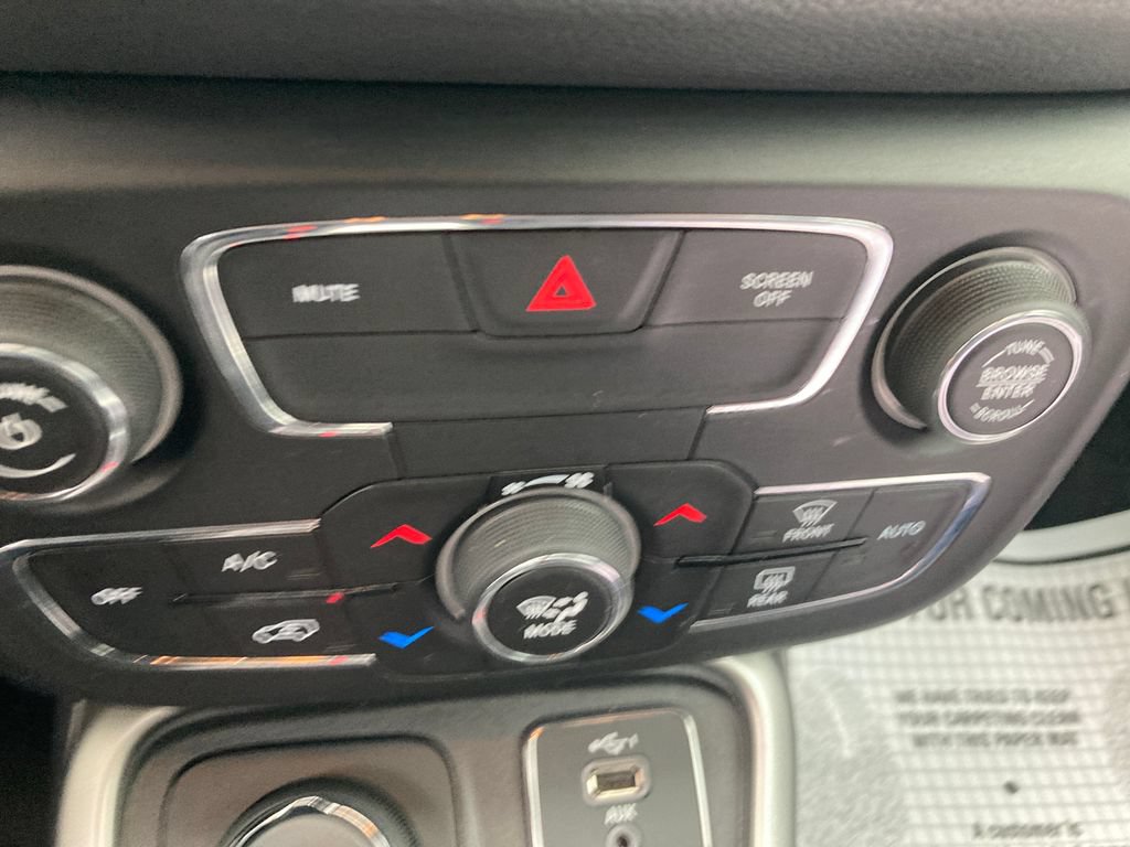 Used 2019 Jeep Compass Latitude AWD/4WD image 27