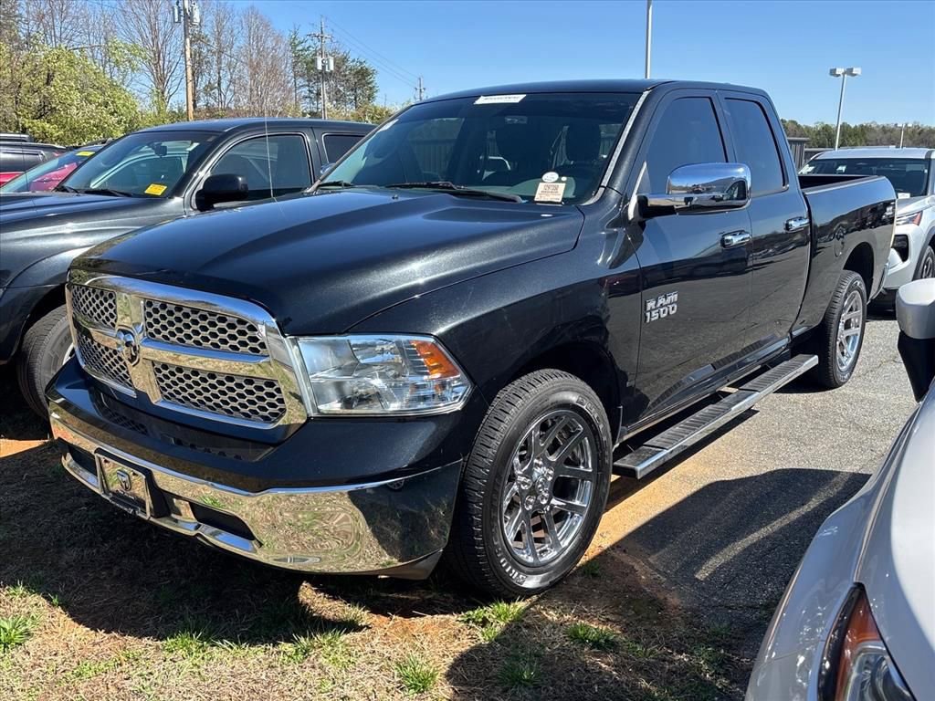 Used 2017 RAM 1500 Classic SLT image 2