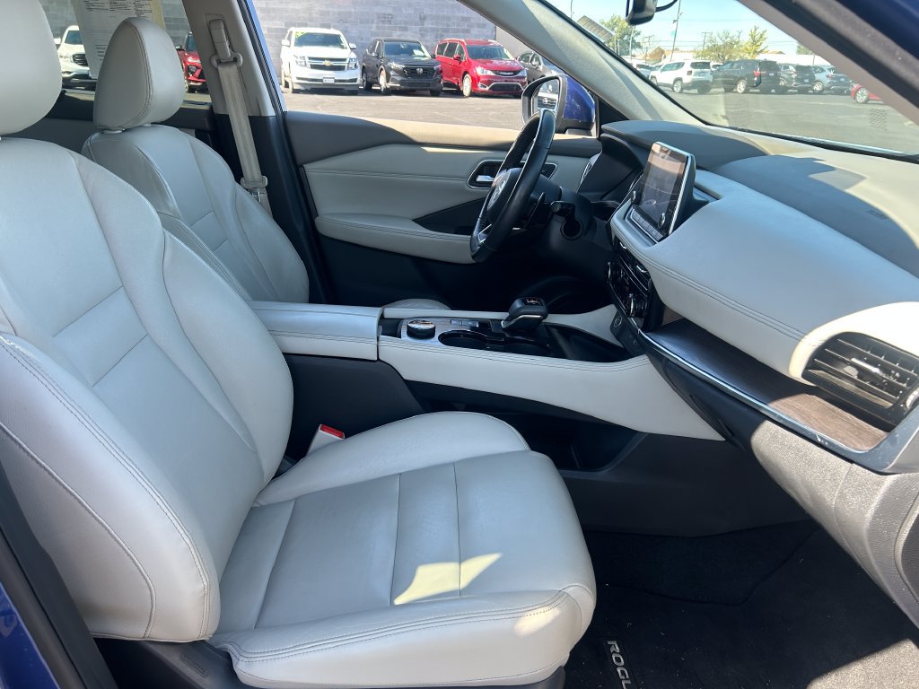 Used 2021 Nissan Rogue SL AWD/4WD image 37