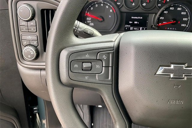 Used 2025 Chevrolet Silverado 1500 Custom Trail Boss w/ Turbomax Blackout Package image 17