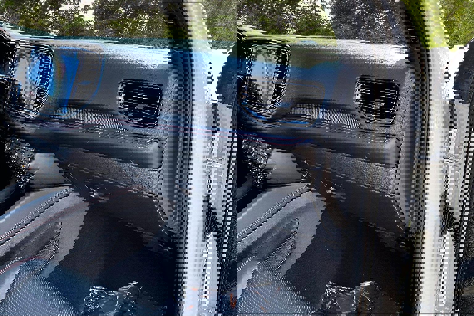 Used 2023 Dodge Durango R/T image 29