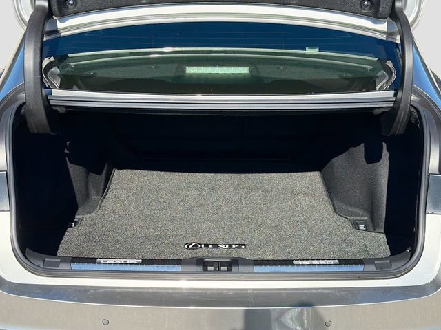 Used 2022 Lexus IS 350 F Sport w/ Accessory Package image 12