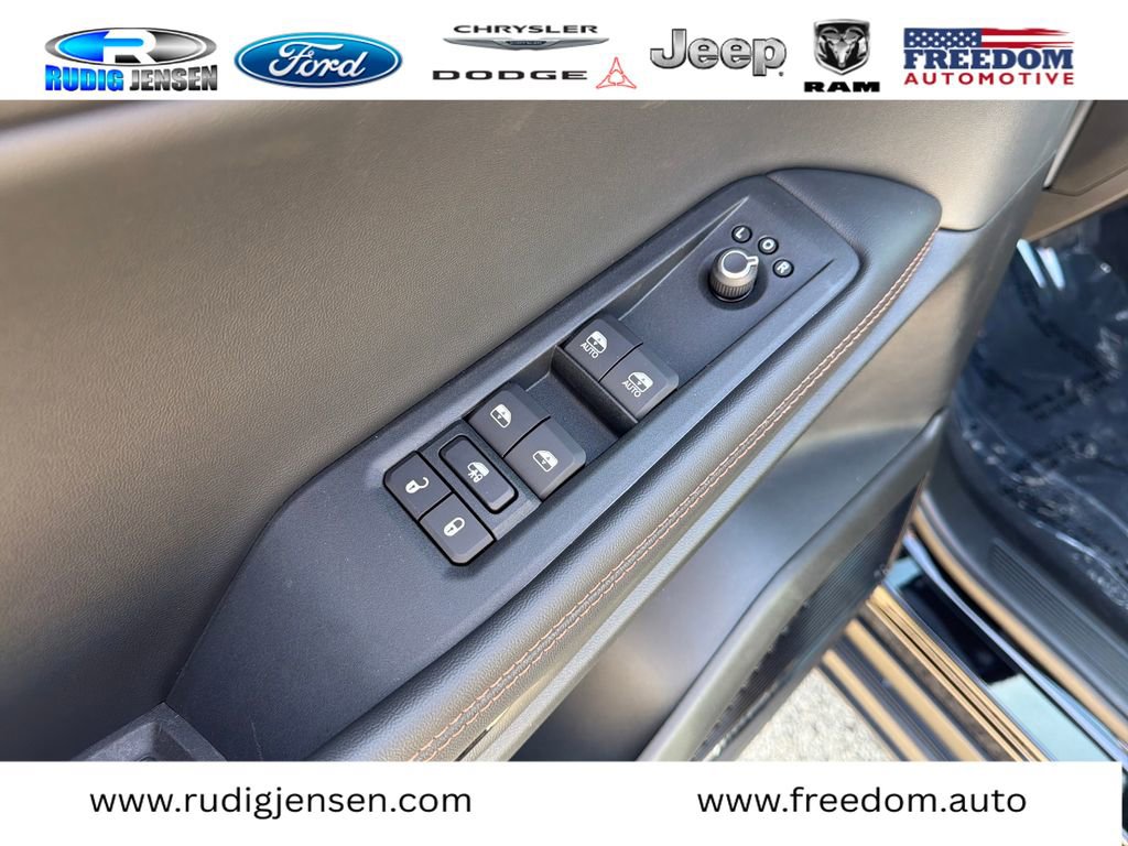 New 2026 Jeep Cherokee Limited AWD/4WD image 11