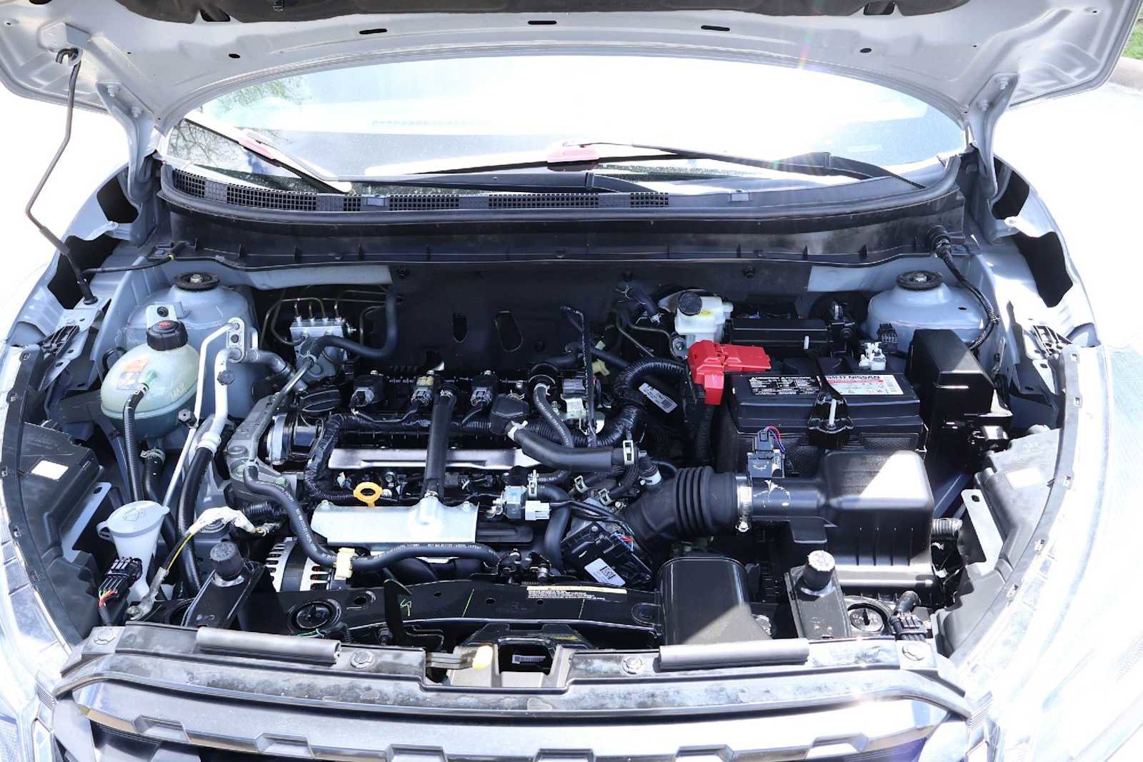 Used 2023 Nissan Kicks SR w/ SR Premium Package FWD image 9