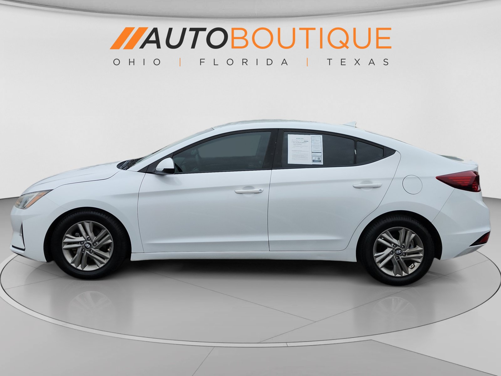 Used 2019 Hyundai Elantra SEL w/ Cargo Package FWD image 2