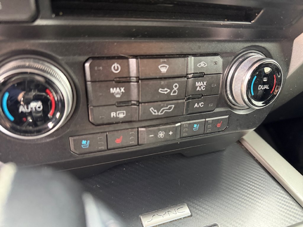 Used 2018 Ford F150 Lariat w/ Equipment Group 501A Mid AWD/4WD image 29