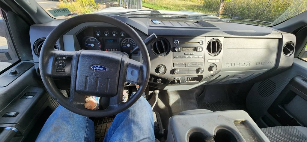 Used 2015 Ford F250 XL w/ Power Equipment Group AWD/4WD image 4