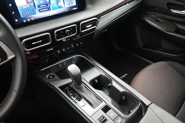Used 2026 Nissan Sentra SR w/ Floor Mat Package FWD image 9