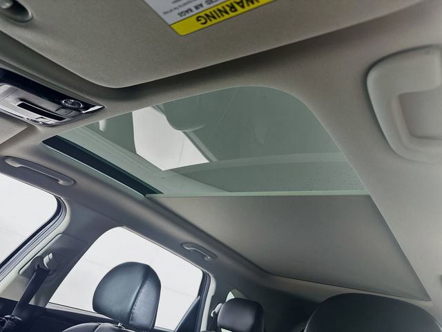 Used 2023 Kia Sorento X-Line EX image 4