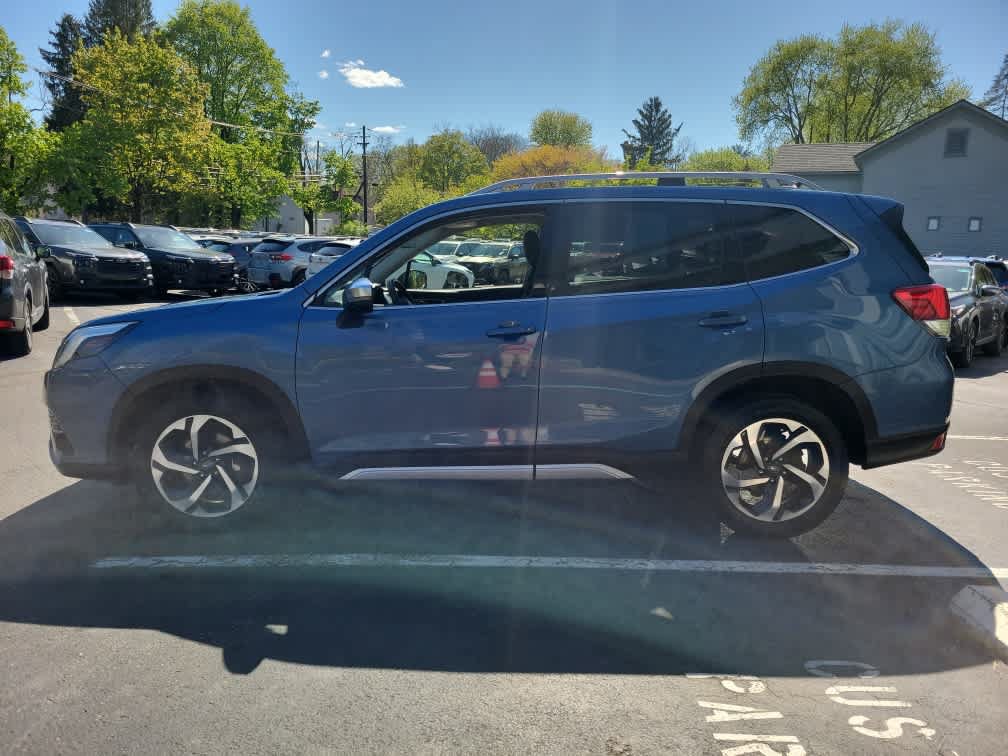 Used 2022 Subaru Forester Touring AWD/4WD image 7