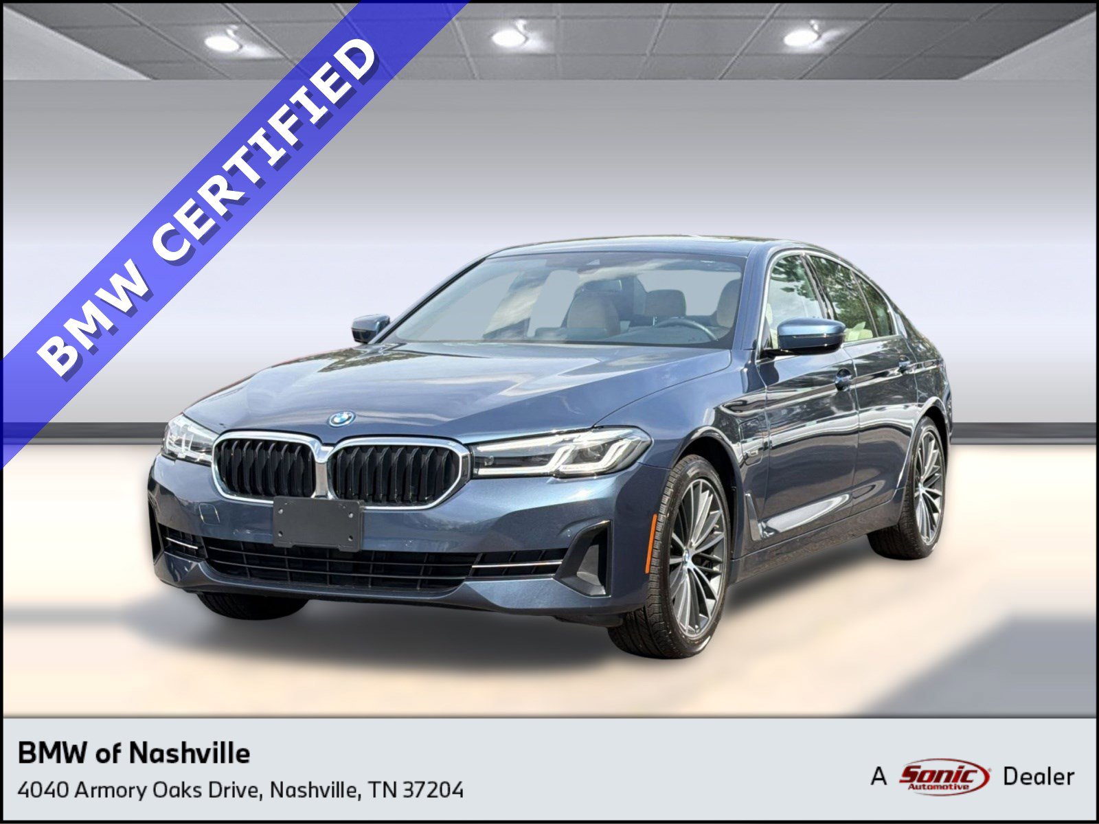 Certified 2023 BMW 530e xDrive w/ Convenience Package image 1