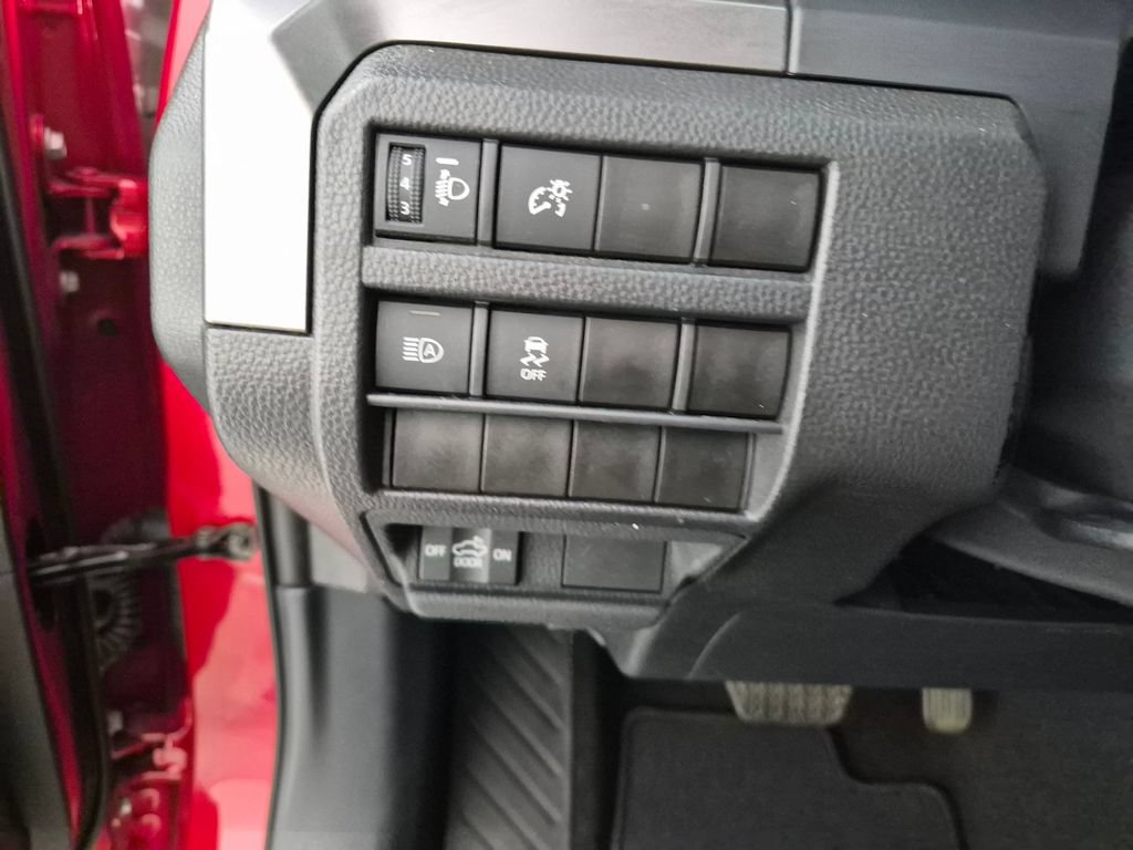 Used 2024 Toyota Tacoma SR5 w/ SR5 Upgrade Package AWD/4WD image 12