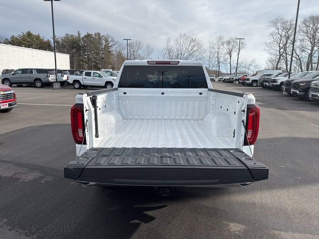Used 2025 GMC Sierra 1500 SLT image 5